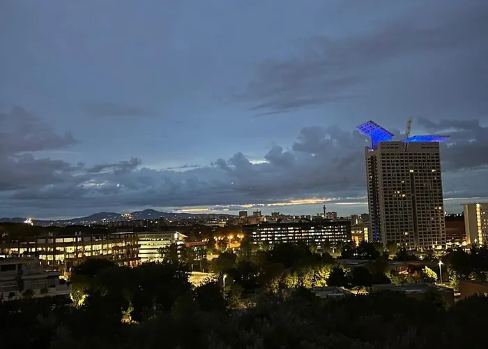 Rp Luxury House - Eur 아파트